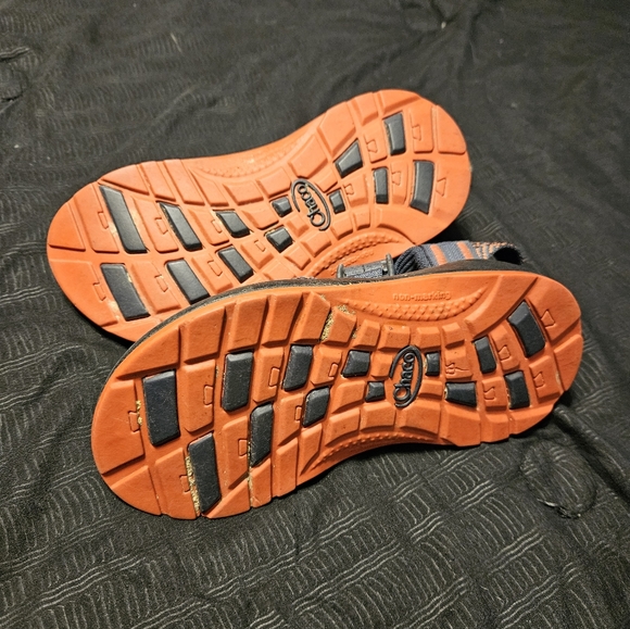 Kids Chacos - Picture 2 of 2